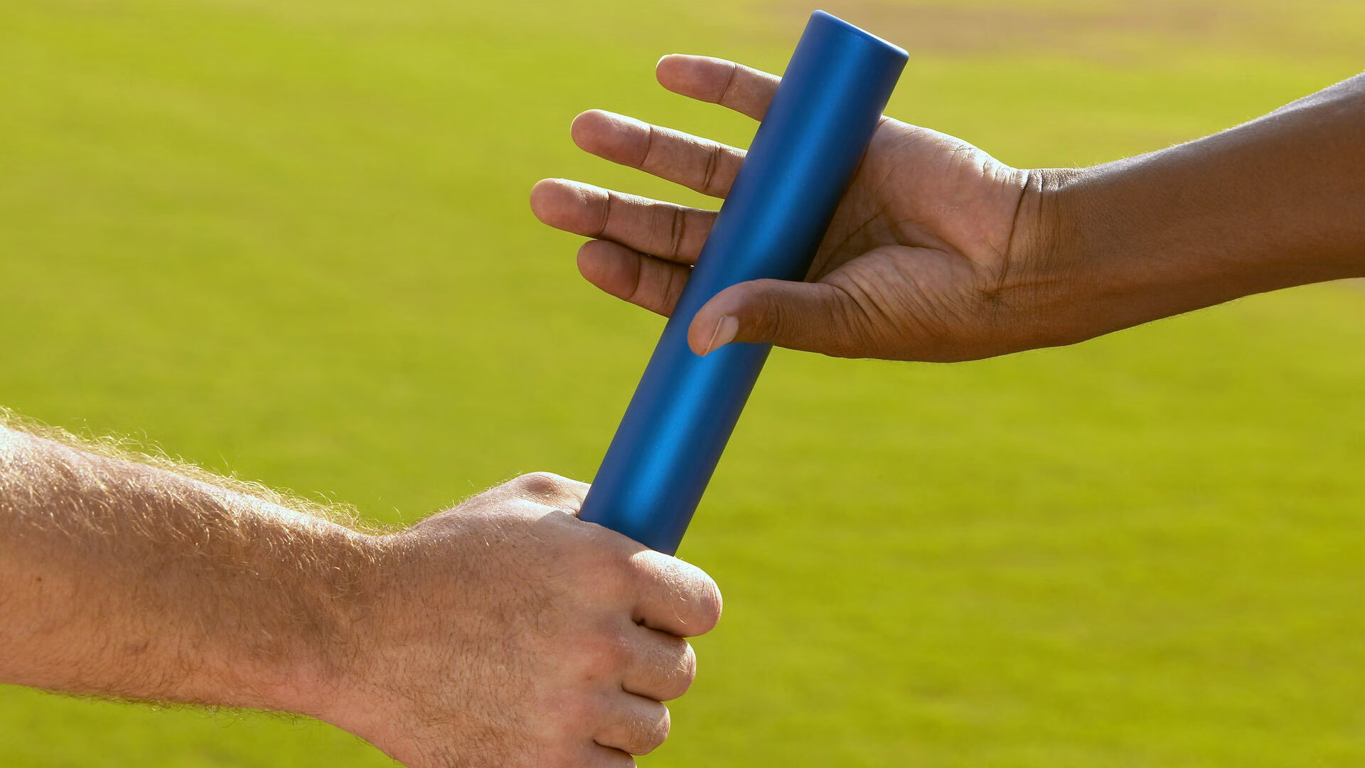 《关于体育促进铸牢中华民族共同体意识的指导意见》发布。，关于铸牢中华民族共同体的有关文件精神