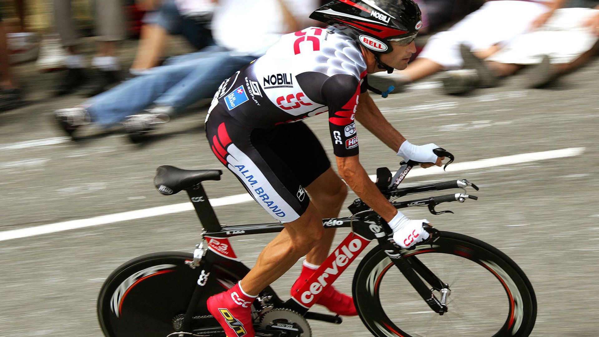 热刺客场输给曼联，英超豪门之间的巅峰对决，英超-热刺vs曼联