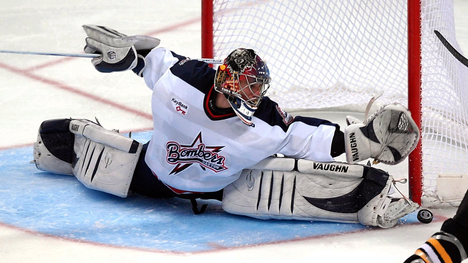 篮球裁判专项培训持续开展强化规则理解与应变能力，篮球裁判员培训方案